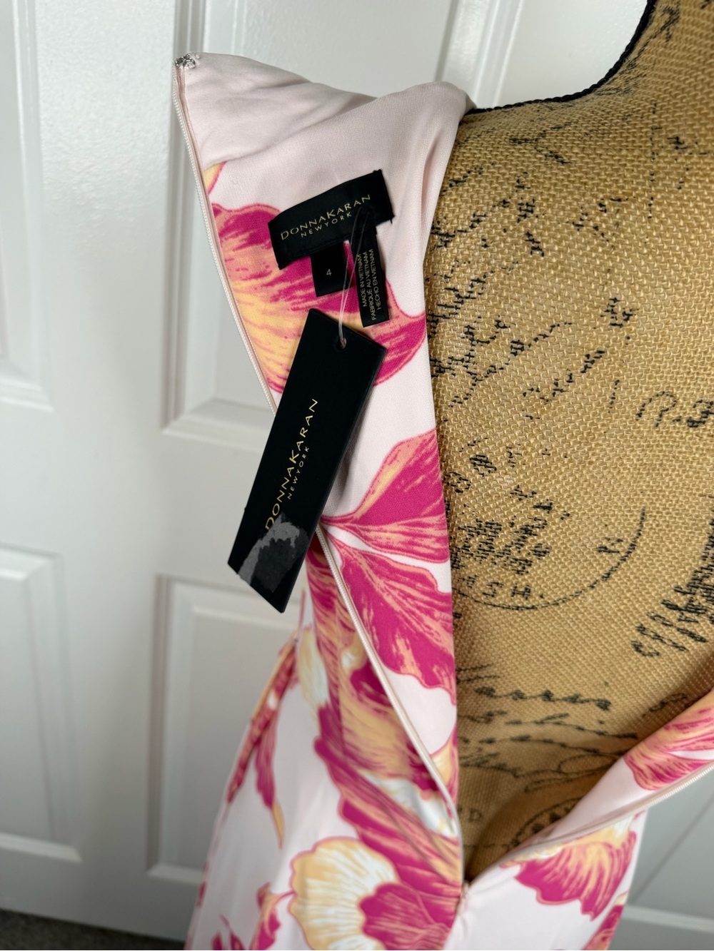 Donna Karan New York Floral Halter Maxi Dress NWT Size 4 - Picture 10 of 10